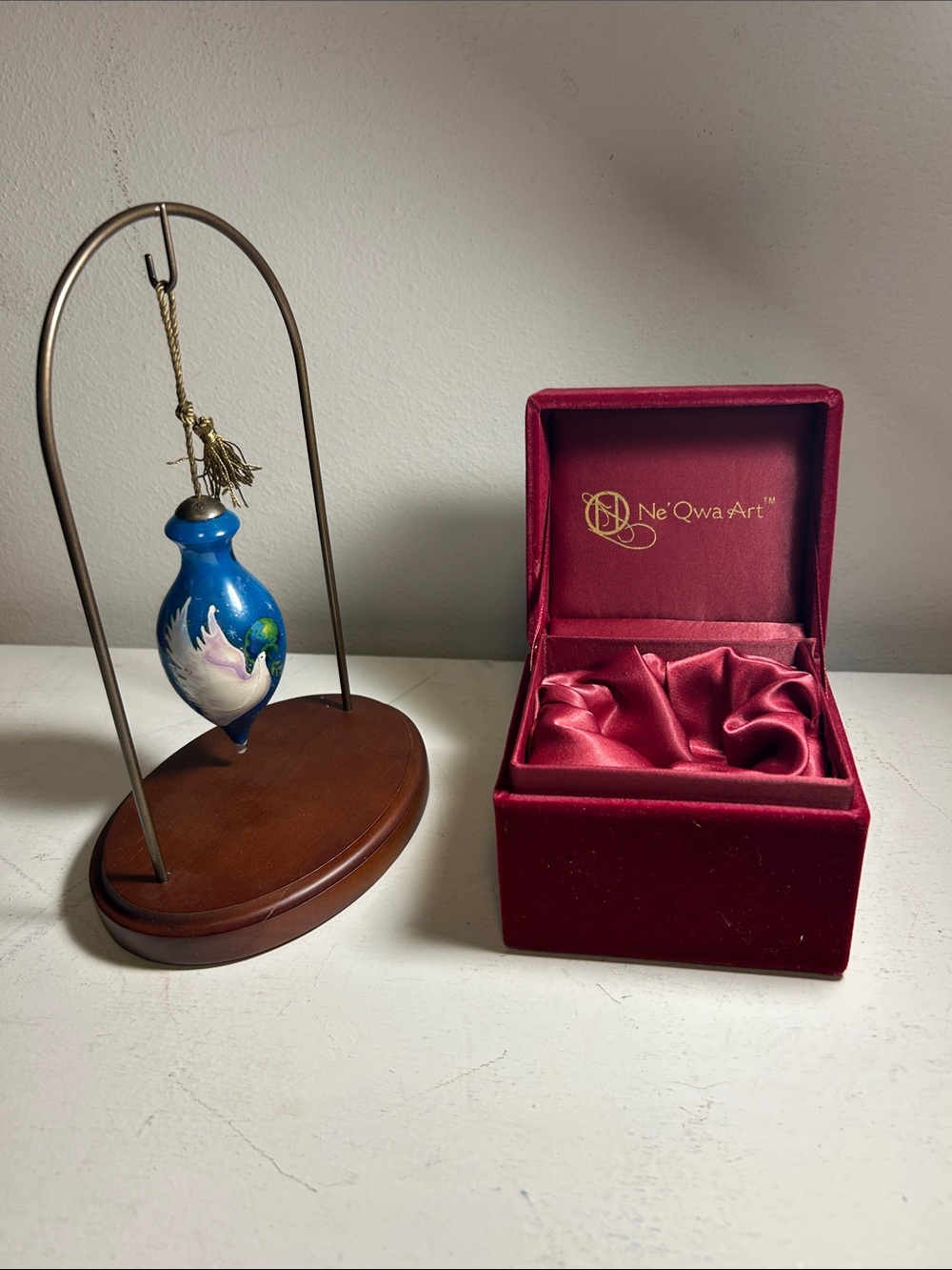Ne'Qwa Art Hand-Painted Peace Dove Glass Ornament with Stand